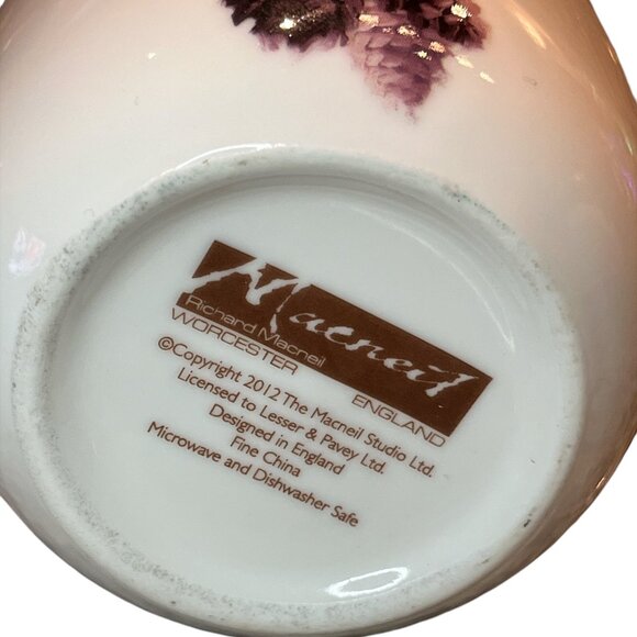 MACNEIL WORCESTER ENGLAND Mug Fine China Chaffinch Bird on Branch Pinecone - Picture 5 of 8